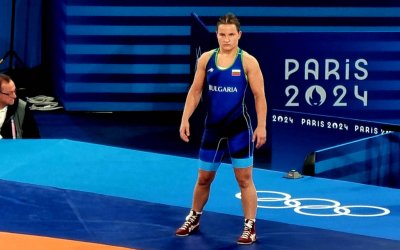 Биляна Дудова и Магомед Рамазанов донесоха два сребърни медала за България от турнира в Улан Батор