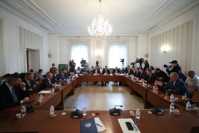 НА ЖИВО: Заседание на комисията по отбрана в НС