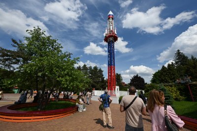 В Русия откриха нов увеселителен атракцион в Санкт Петербург с