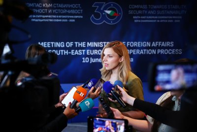 Велислава Петрова за помощта за Украйна: Всяко решение за помощ - военнотехническа или хуманитарна &ndash; ще бъде взето с решение на МС