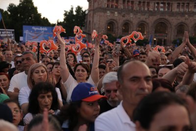 Историческа победа на Пашинян в Армения, кои партии влизат в парламента?