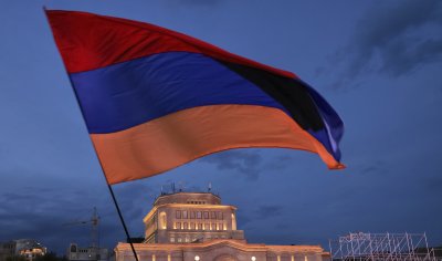 В Армения се провеждат парламентарни избори които ще очертаят геополитическия