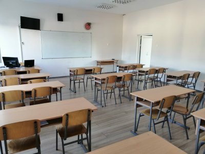 Омбудсманът Велислава Делчева се обърна към министъра на образованието и