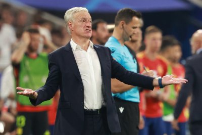 Дидие Дешан: Майкъл Олисе си пази головете за терените в САЩ