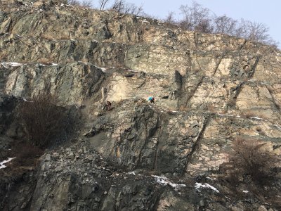 Очаква се затвореният заради свлачище участък от АМ "Струма" да бъде отворен до средата на другата седмица