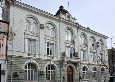 Регионалната дирекция за национален строителен контрол е констатирала наличие на