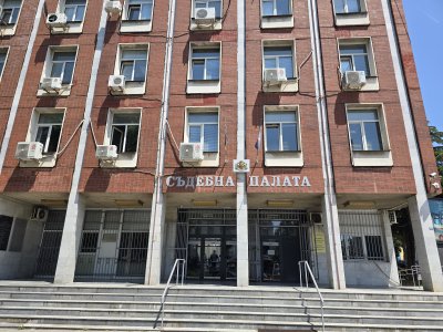 Състав на Плевенския окръжен съд остави в ареста двамата обвиняеми