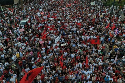 Протестите в Албания се разрастват
