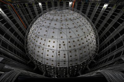 Подземната обсерватория за неутрино в китайския град Цзянмън Jiangmen Underground