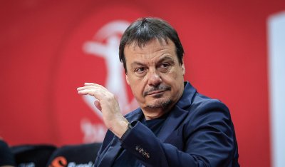Ергин Атаман се раздели с баскетболния Панатинайкос