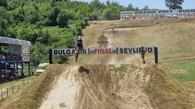 България с призово класиране и двама финалисти на полуфинала на европейското по мотокрос в Севлиево