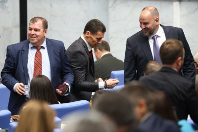 Парламентът одобри и на второ четене вдигането на тавана на дълга с до 3,8 млрд. евро