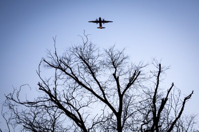Самолет на египетските авиолинии кацна извънредно на летището в Горна Оряховица