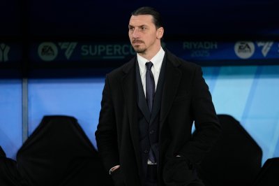 Златан Ибрахимович заспал на Белгия - Иран