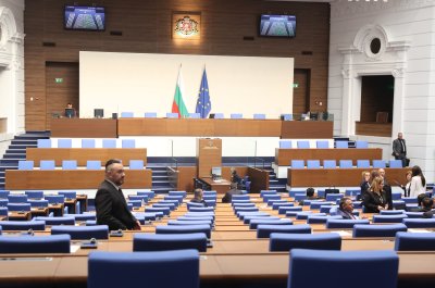 Ден след като правителството представи проектобюджета за 2026 година се