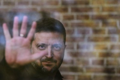 По оста Киев&ndash;Москва: Зеленски се изказа подигравателно за военните действия на Русия