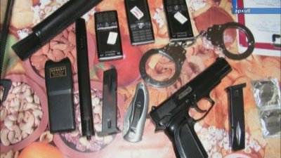 СПЕЦИАЛНО: Охранител в училище се оказа педофил