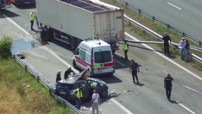 Брифинг на прокуратурата и полицията за катастрофата на АМ Тракия