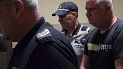 Обвиненият за катастрофата на АМ "Тракия", при която загинаха мъж и две деца, обжалва задържането си