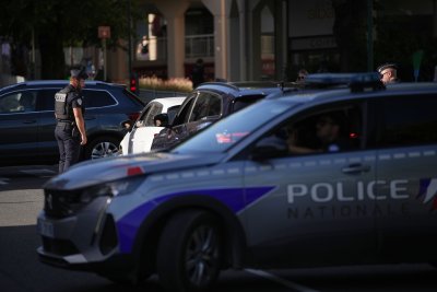 Крадци са откраднали бижута за няколко милиона евро при светкавичен