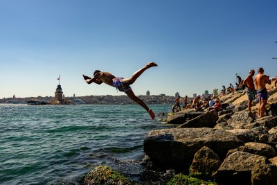 Последната гореща вълна обхванала Европа е само репетиция а предстоящите