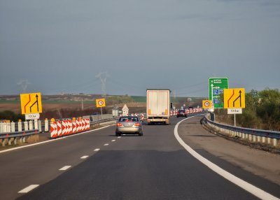 Лек автомобил се запали на 341 вия километър на автомагистрала