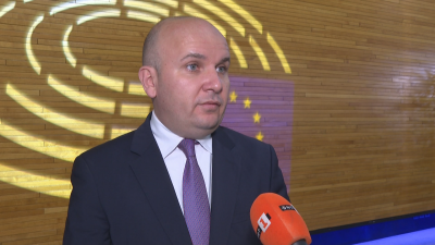 ЕП реши да не снема имунитета на евродепутата от България
