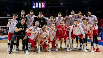 Полша победи Франция и остави "петлите" извън финалите в Нингбо