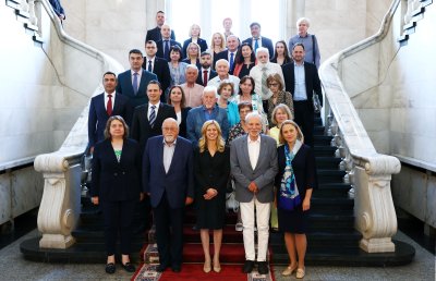 Кръгла маса "35 години модерна Конституция" в парламента