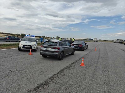 Засилен полицейски контрол по пътищата в Сливенско: Спряха пет автомобила от движение