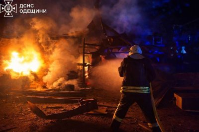 Петима души са загинали след руски удар по граждански кораб