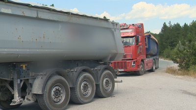 Сигнал до БНТ за претоварени камиони които излизат на магистрала