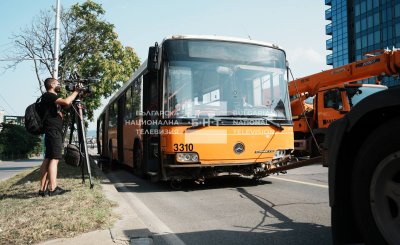 Автобусът от катастрофата на &bdquo;Цариградско шосе&ldquo; остава под охран