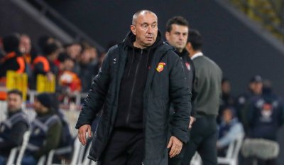 Станимир Стоилов реши треньорския проблем в Гьозтепе