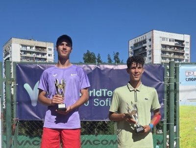 Мартин Бонев с титлата при юношите на World Tennis Tour Juniors