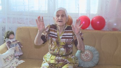 Един век живот: Как се променя България през очите на 100-годишната Мария Митковска от Русе