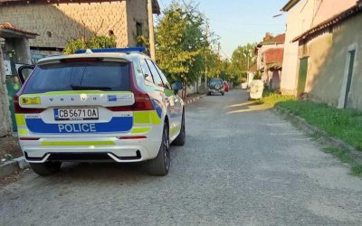Нахапаното дете от домашно куче в казанлъшкото село Кънчево може да загуби зрението на едното си око