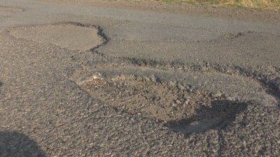 Състоянието на пътищата: От години в Монтанско се правят само частични ремонти