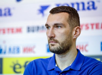 Капитанът Златин Георгиев остава в Левски и през новия сезон