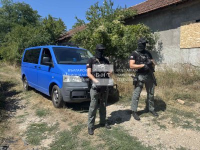 Има задържани лица и са изеети 6 кг фентанил при операцията на ГДБОП