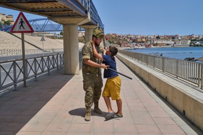 Испания въведе граничен контрол по въздух и море за идващите от Италия