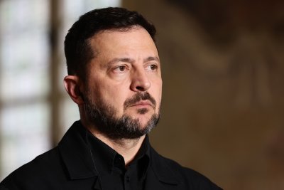 Зеленски пристигна на първото си посещение в Сърбия