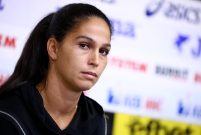 Изабелла Шиникова отпадна на четвъртфиналите на двойки във Виго