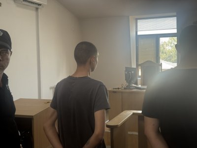 Съдът в Пловдив пусна от ареста двамата младежи, обвинени за побоя над двама непалци
