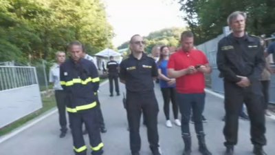 НА ЖИВО: Джартов: Под контрол е пожарът след взрива в склад за боеприпаси край Белица