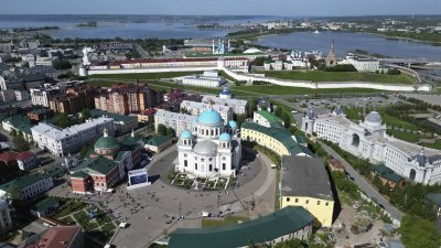 13 души загинаха и десетки са ранени след украинска атака с дронове в Татарстан