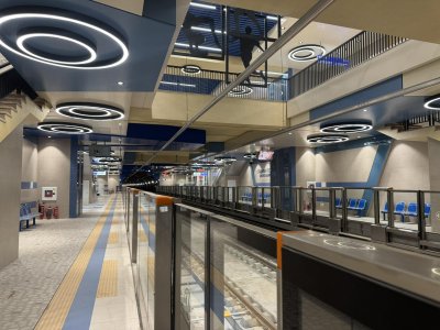 Новият участък на метрото: От 12.00 часа пътниците ще могат да ползват новите станции