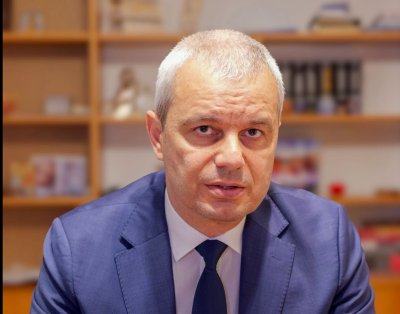 Костадин Костадинов очаква да стане ясно какъв е навлезлият в българското въздушно пространство дрон