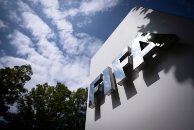 ФИФА заподозря подкопаване на нейния авторитет