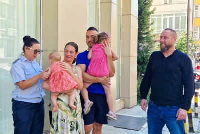 Благородна постъпка: Двама пловдивски полицаи спасиха 6-месечно бебе в критично състояние